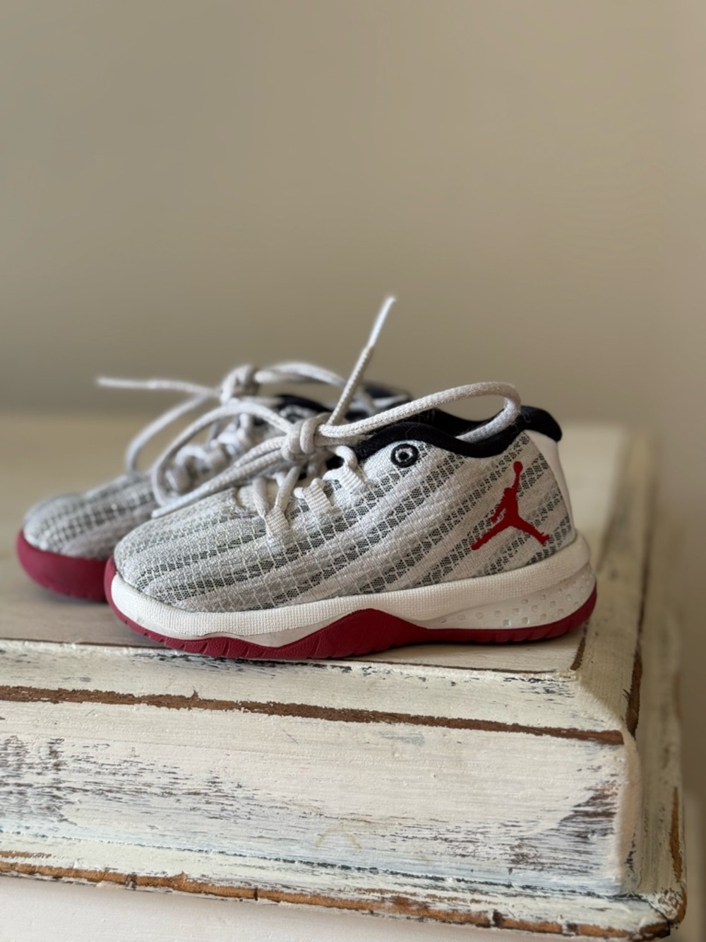 Jordan Kids White and Red Low-Top Sneakers